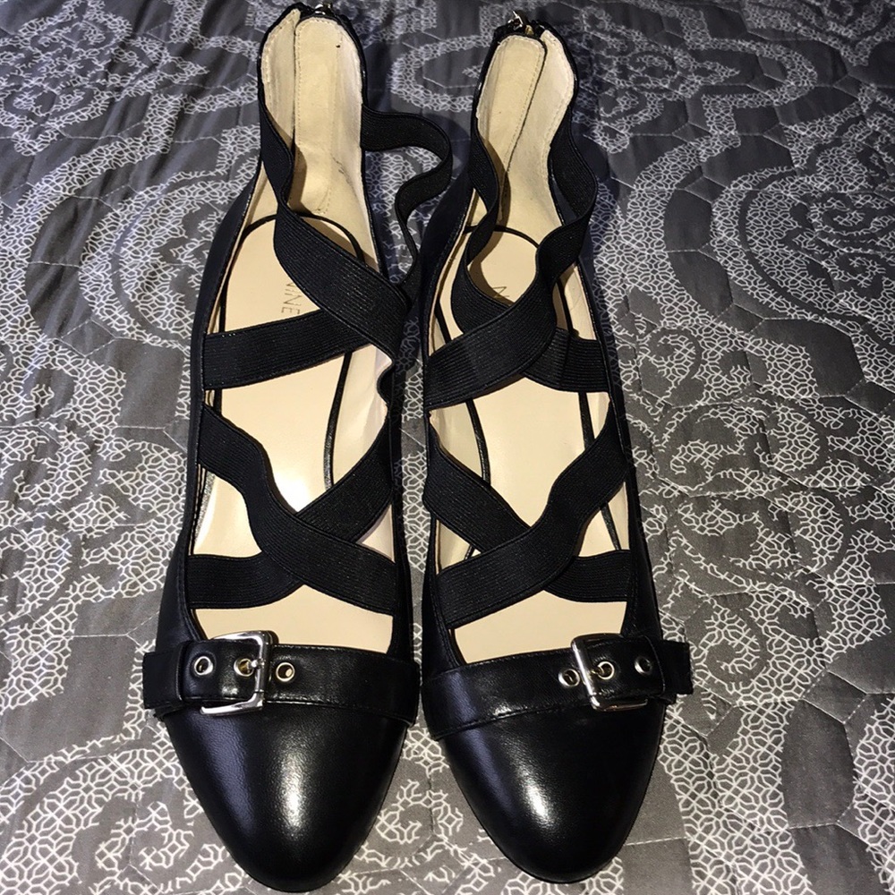 Nine West black shoe size 10